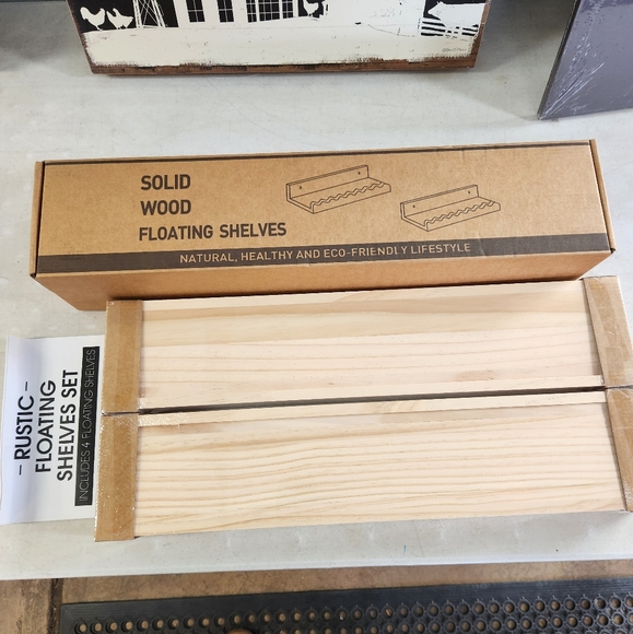 Wall Shelves , Nursery - Picture 6 of 7